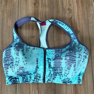 Under Armour sports bra 38DD
